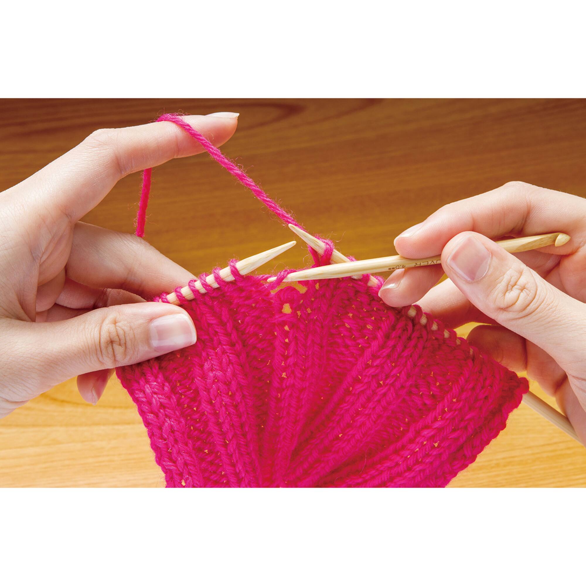 Clover Bamboo Knitting Repair Hook Set